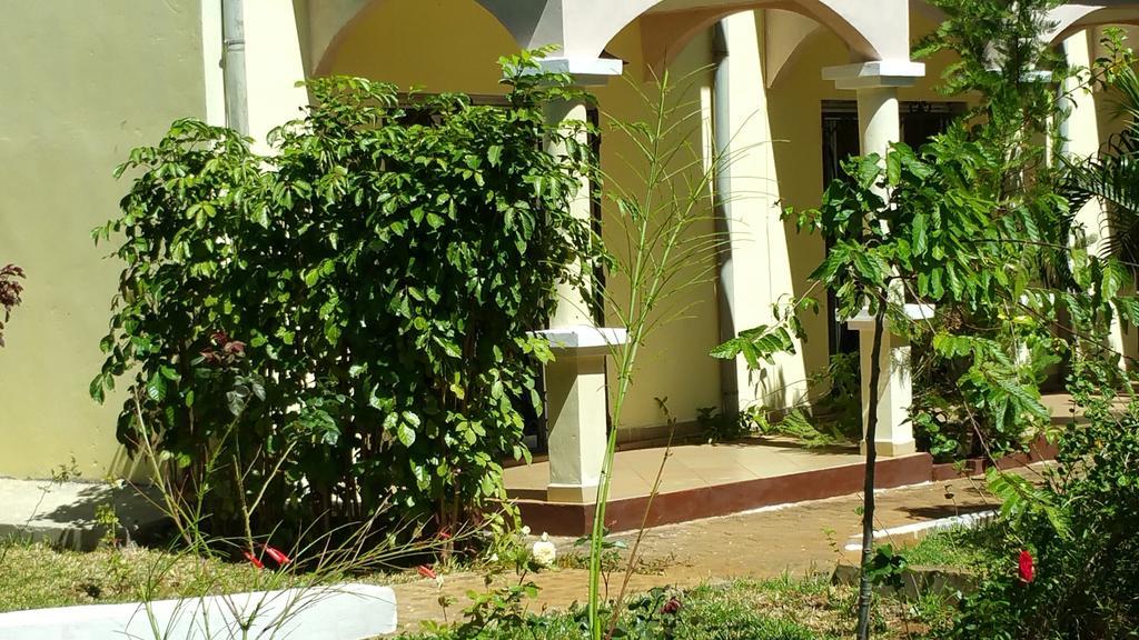 AR Sun Hotel Antsiranana Chambre photo