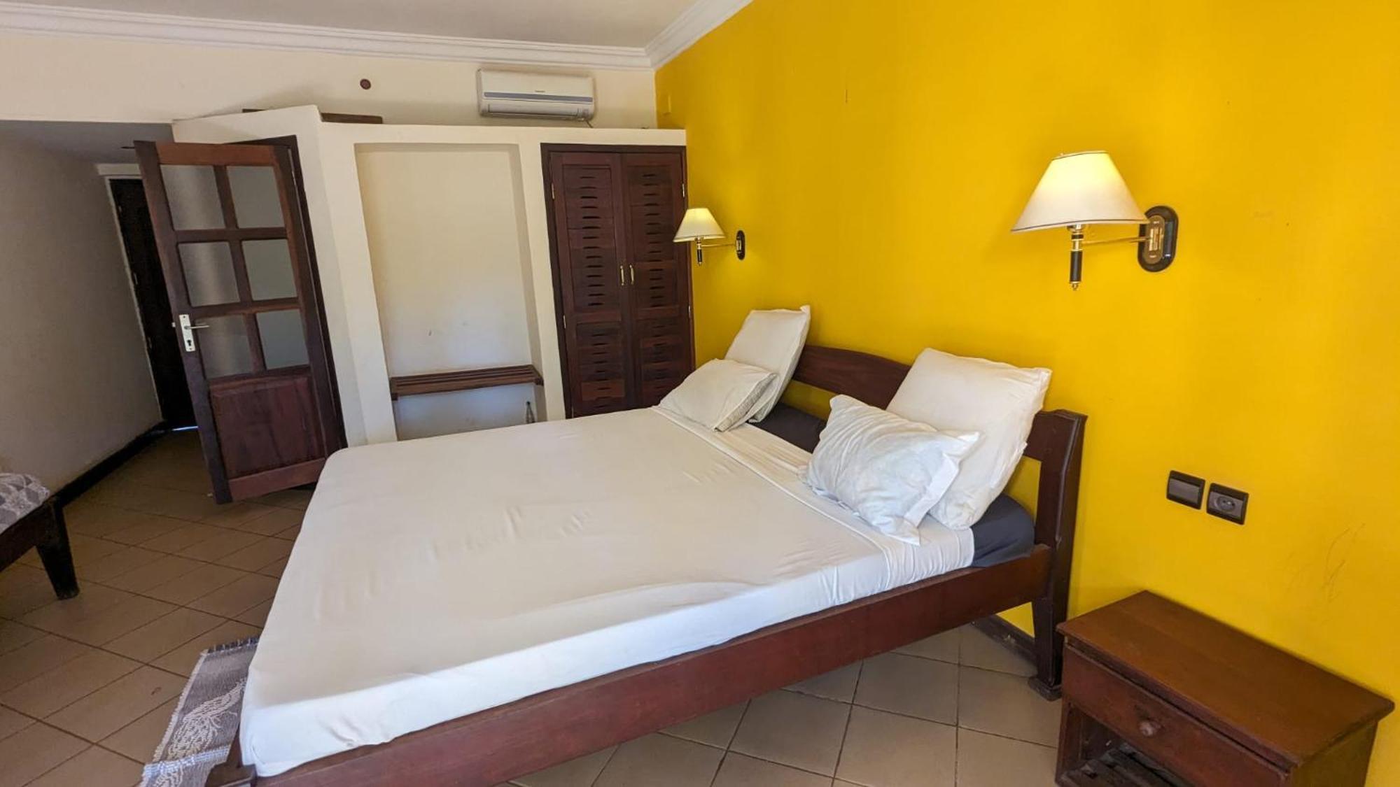 AR Sun Hotel Antsiranana Extérieur photo