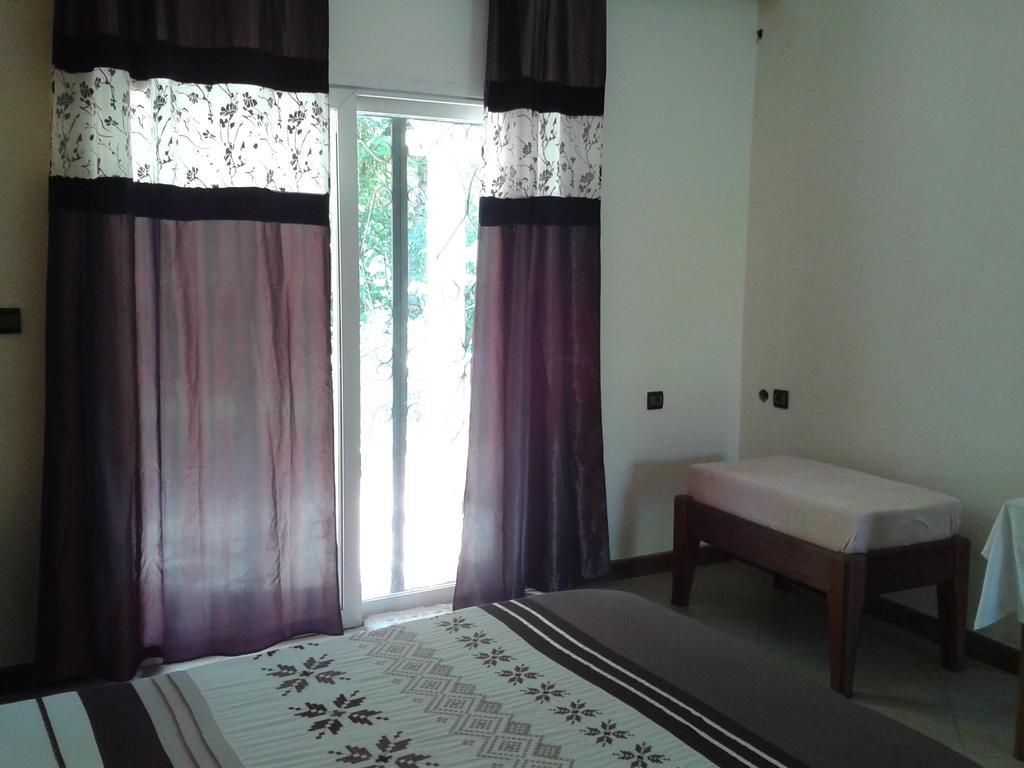AR Sun Hotel Antsiranana Extérieur photo